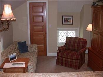 Olde Staunton Inn المظهر الخارجي الصورة
